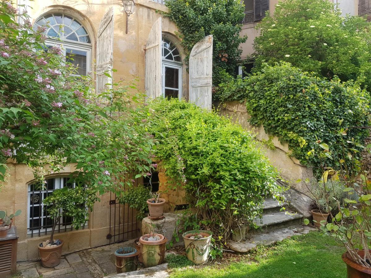 Bed And Breakfast Jardin De Marie เอ็ก-ซอง-โพรวองซ์ ภายนอก รูปภาพ